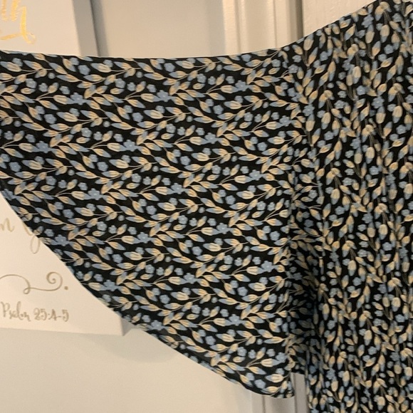 Max Studio black‎ blue dresss tie front neck sz L elastic waist midi fit & flare - Picture 4 of 14